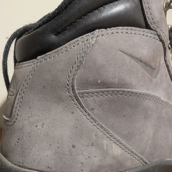 NIKE AIR ACG ALL-TRAC • Mens Boots - Picture 4 of 11